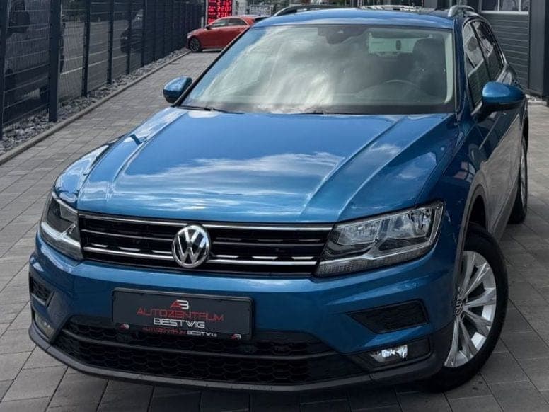 Volkswagen Tiguan 4-Motion*48TKM*PANO*APP-CNT*SHZG*TOP