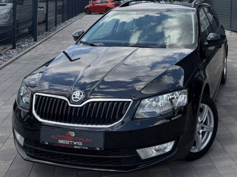 Skoda Octavia Combi Ambition*NAVI*SHZG*S&S*8-FACH*PDC